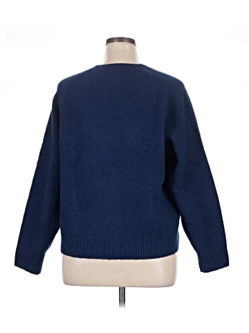 Uniqlo Pullover Sweater (view 2)