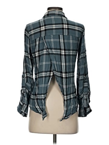 Charlotte Russe Long Sleeve Button-Down Shirt (view 2)