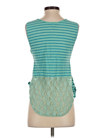 Derek Heart Sleeveless Top (view 2)