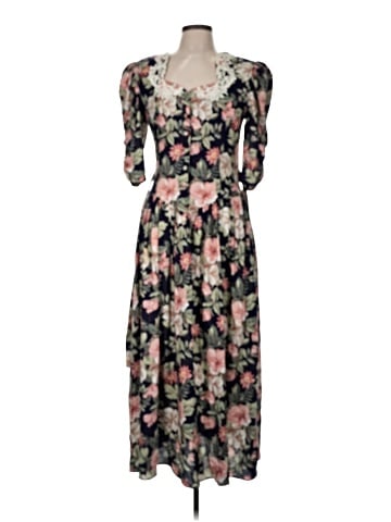 Expo Casual Dress (view 1)