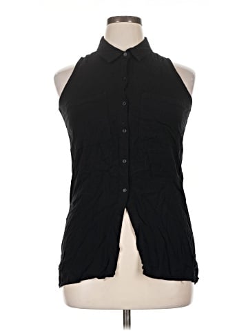 rue21 Sleeveless Button-Down Shirt (view 1)