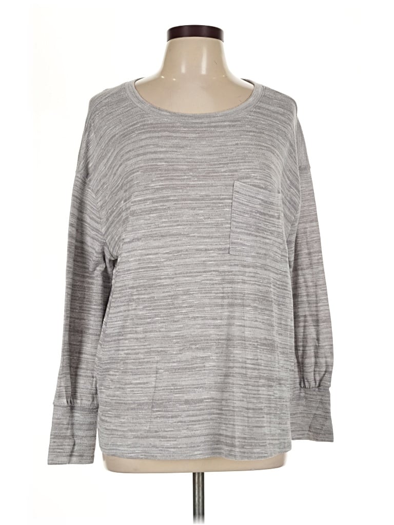 Pre-owned Torrid Long Sleeve T-shirt In Gray