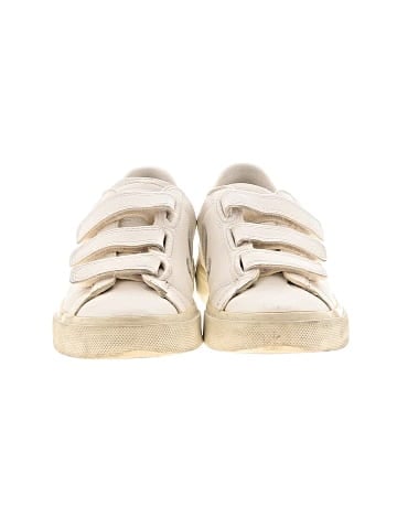 VEJA Sneakers (view 2)