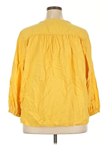 Old Navy 3/4 Sleeve Blouse (view 2)