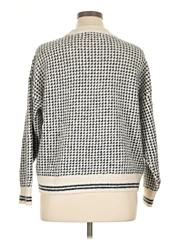 Old Navy Pullover Sweater (view 2)