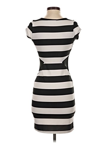 C'est Toi Casual Dress (view 2)