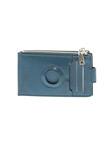 Unbranded Wallet (view 2)