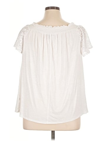 Lane Bryant Outlet Short Sleeve Blouse (view 2)