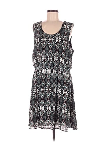 DR2 Casual Dress (view 1)