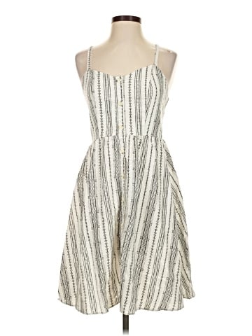 Old Navy Casual Dress (view 1)