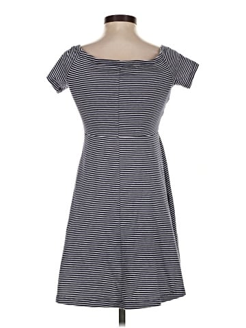 Old Navy Casual Dress (view 2)