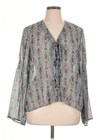 Eyeshadow 3/4 Sleeve Blouse (view 1)