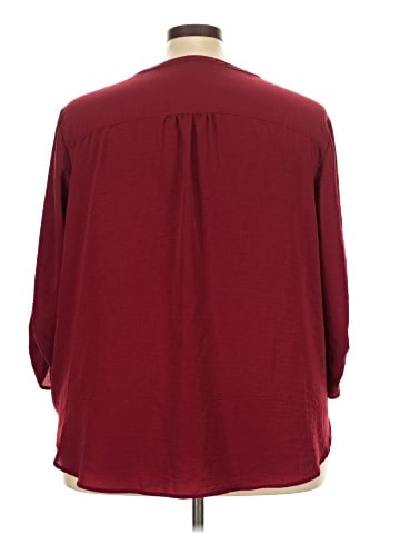 Maurices 3/4 Sleeve T-Shirt (view 2)