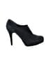Stuart Weitzman Black Heels Size 8 1/2 - photo 1