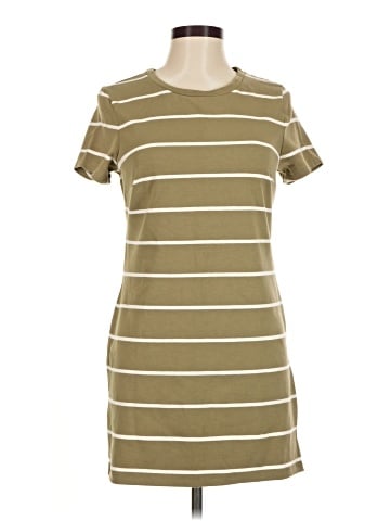 Old Navy Casual Dress (view 1)