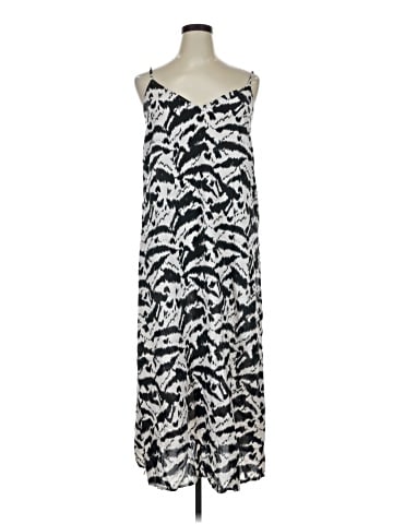 Old Navy Casual Dress (view 1)