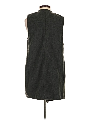 Gap Outlet Vest (view 2)