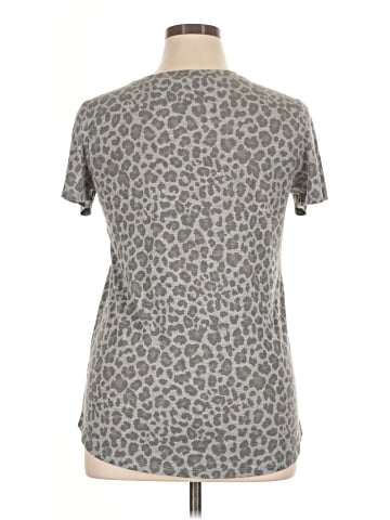 Zoe+Liv Short Sleeve T-Shirt (view 2)