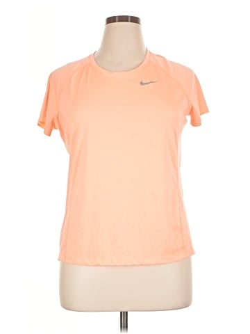 Nike Active T-Shirt (view 1)