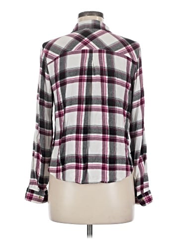 Maurices Long Sleeve Button-Down Shirt (view 2)