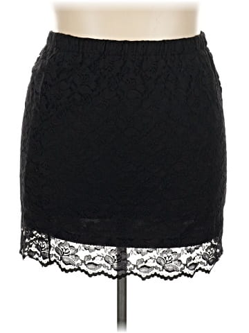 Xhilaration Casual Skirt (view 1)