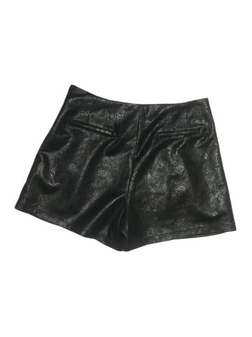 Hem & Thread Shorts (view 2)