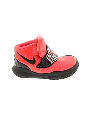 Nike Boots (view 1)