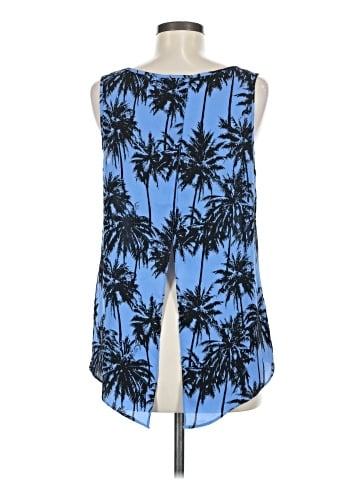 Attention Sleeveless Blouse (view 2)