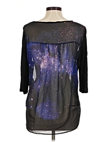 TWO by Vince Camuto 3/4 Sleeve Top (view 2)