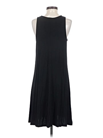 Old Navy Casual Dress (view 2)