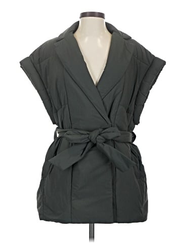 Gap Vest (view 1)