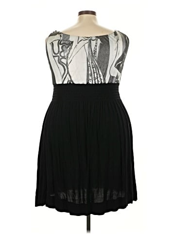 Lucie Lu Cocktail Dress (view 2)