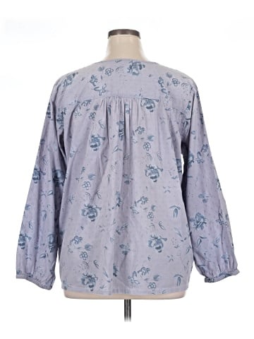 North Style 3/4 Sleeve Blouse (view 2)