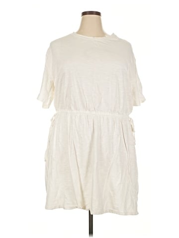 Old Navy Casual Dress (view 1)
