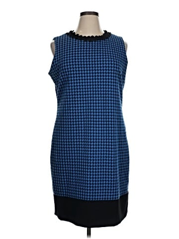 Sara Campbell Casual Dress (view 1)