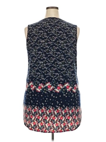 Star Vixen Sleeveless Blouse (view 2)