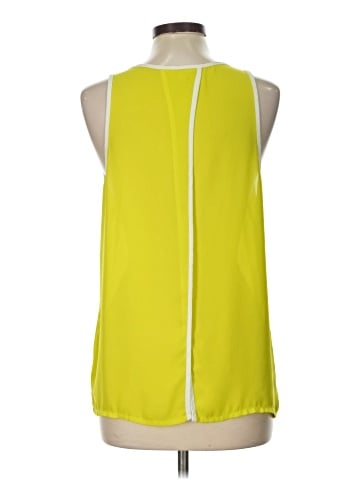 BB Dakota Sleeveless Top (view 2)