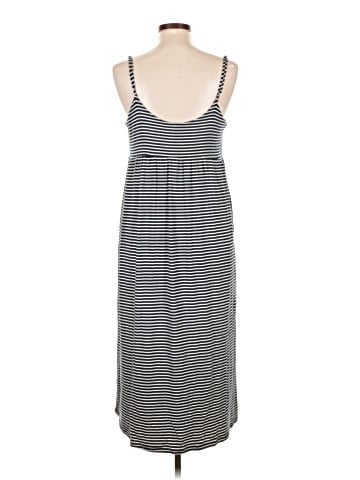Old Navy Casual Dress (view 2)