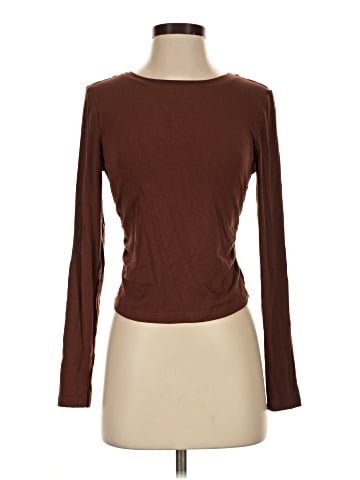Trendy Queen Long Sleeve T-Shirt (view 1)