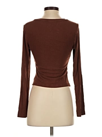 Trendy Queen Long Sleeve T-Shirt (view 2)