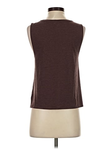 Gap Fit Sleeveless T-Shirt (view 2)