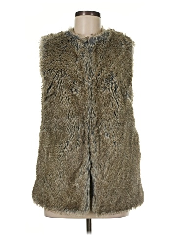 Pull&Bear Faux Fur Vest (view 1)