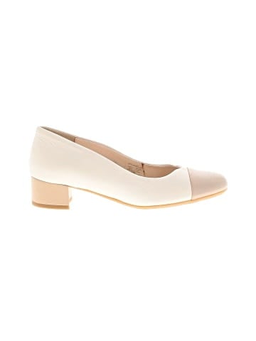 Ara Heels (view 1)