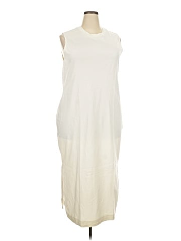 Everlane Casual Dress (view 1)