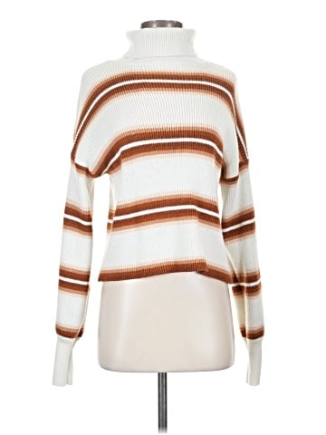 Urban Outfitters Pullover Sweater (view 1)