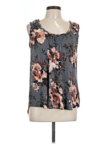 Maurices Sleeveless T-Shirt (view 1)