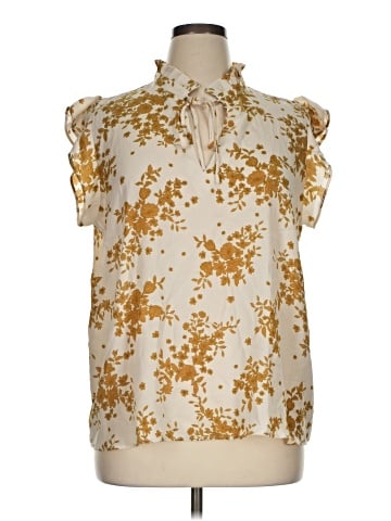 Sweet Rain Sleeveless Blouse (view 1)