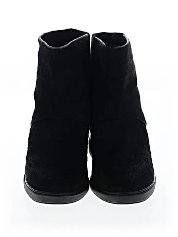 Vince. Ankle Boots (view 2)