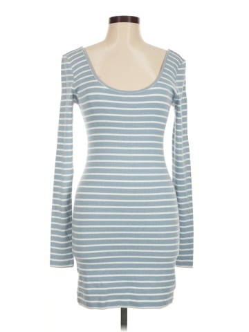 American Eagle Outfitters Casual Dress (view 1)