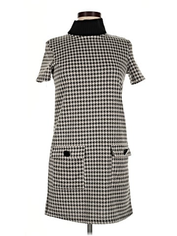 Trafaluc by Zara Casual Dress (view 1)